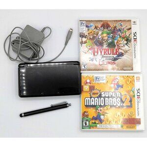 Nintendo 3DS w/ 2 Games Carry Case, Stylus, Charger & System